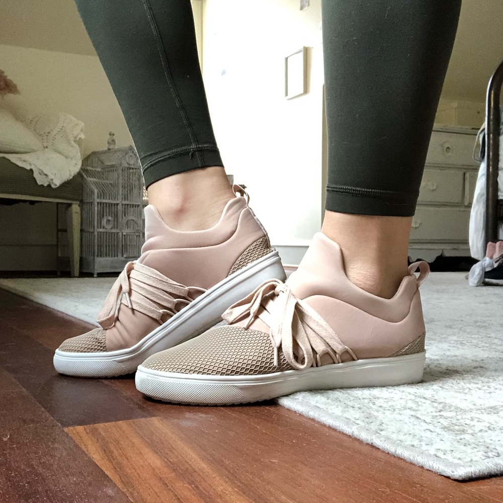 Steve Madden Lancer Sneakers Blush